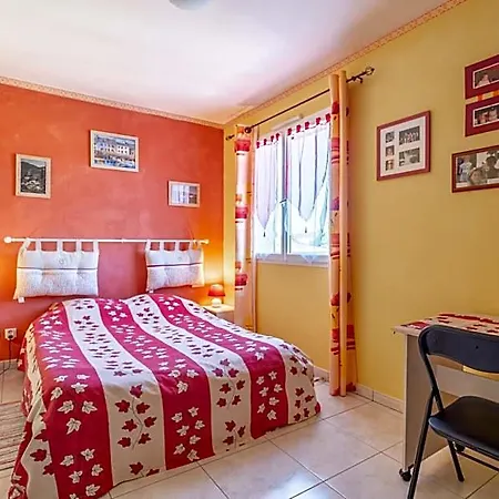 Lauriers Roses - D'hotes Bed & Breakfast Puisserguier